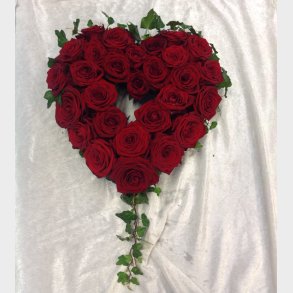 �pent r�dt hjerte med ef�yhale