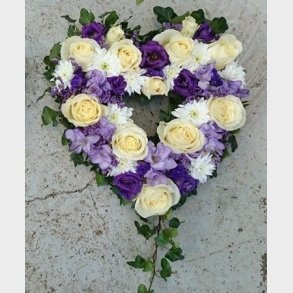 �pent hvit og lilla hjerte med ef�yhale