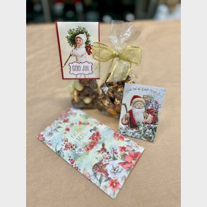 Kort, sjokolader og diverse.