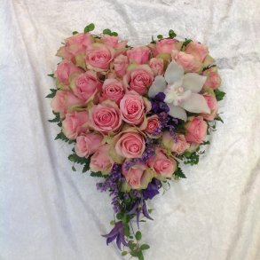 Rosa rose hjerte med lilla kontrast