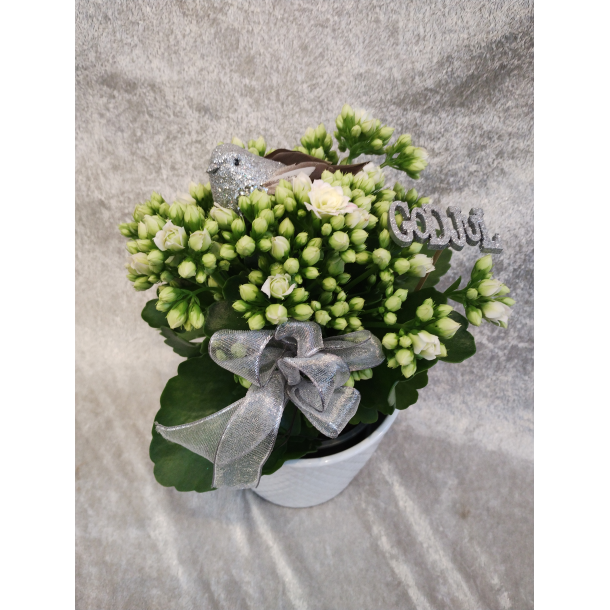 Pyntet hvit juleildtopp